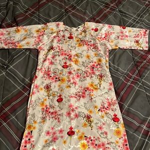 Beautiful Chinese dress.